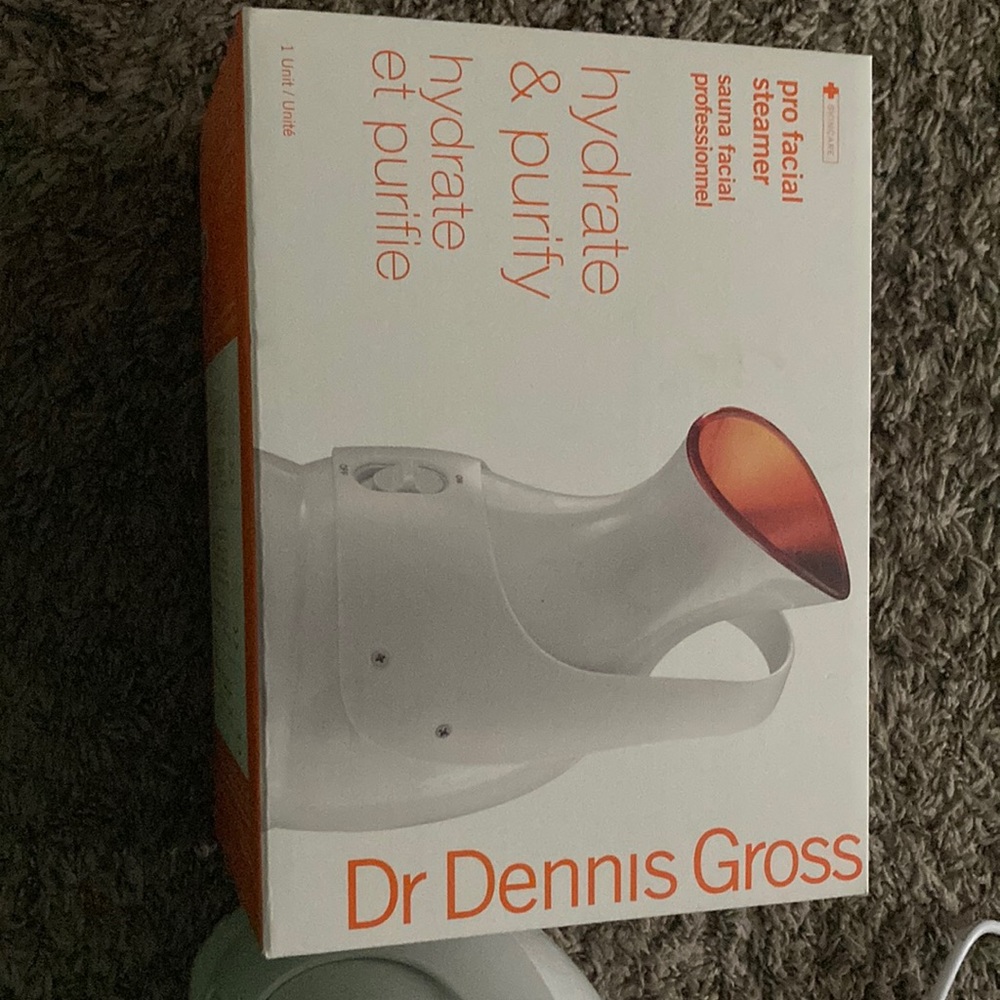 Dr Dennis Gross pro facial steamer